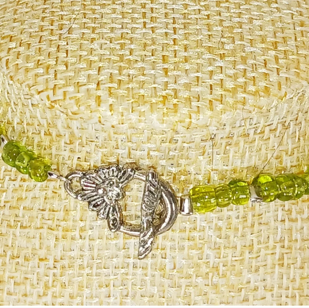 HP🎉🎉  Vintage Artisan Pearl & Neon Green Necklace Modern Retro Glam Coastal
